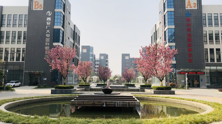 西安市鄠邑区厂房可租面积25000平、可分租、可进大车