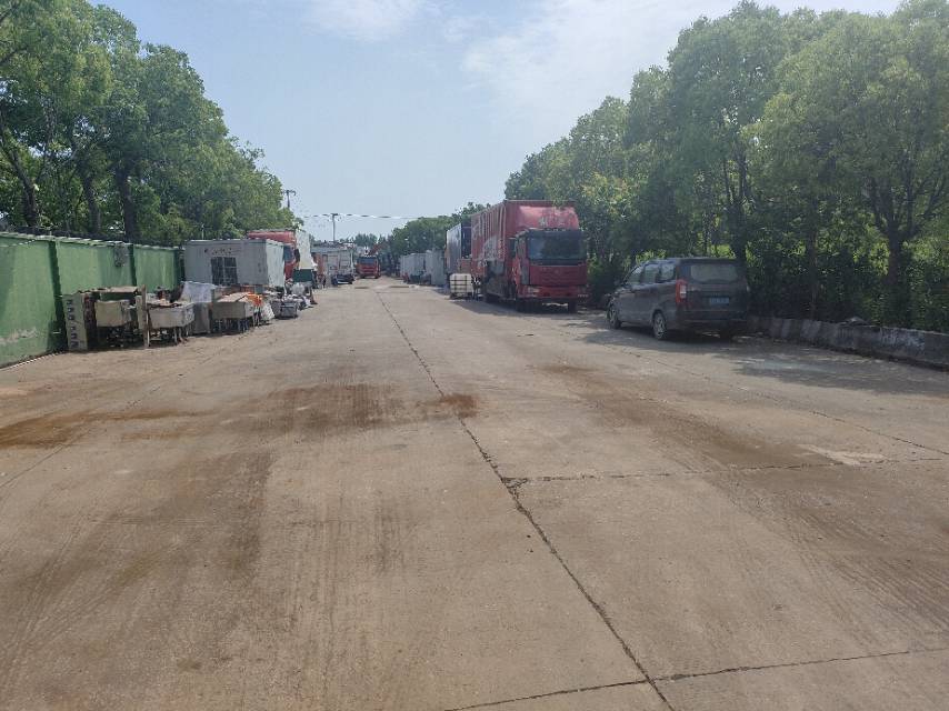 奉城3.5亩水泥空地，适合各种堆场