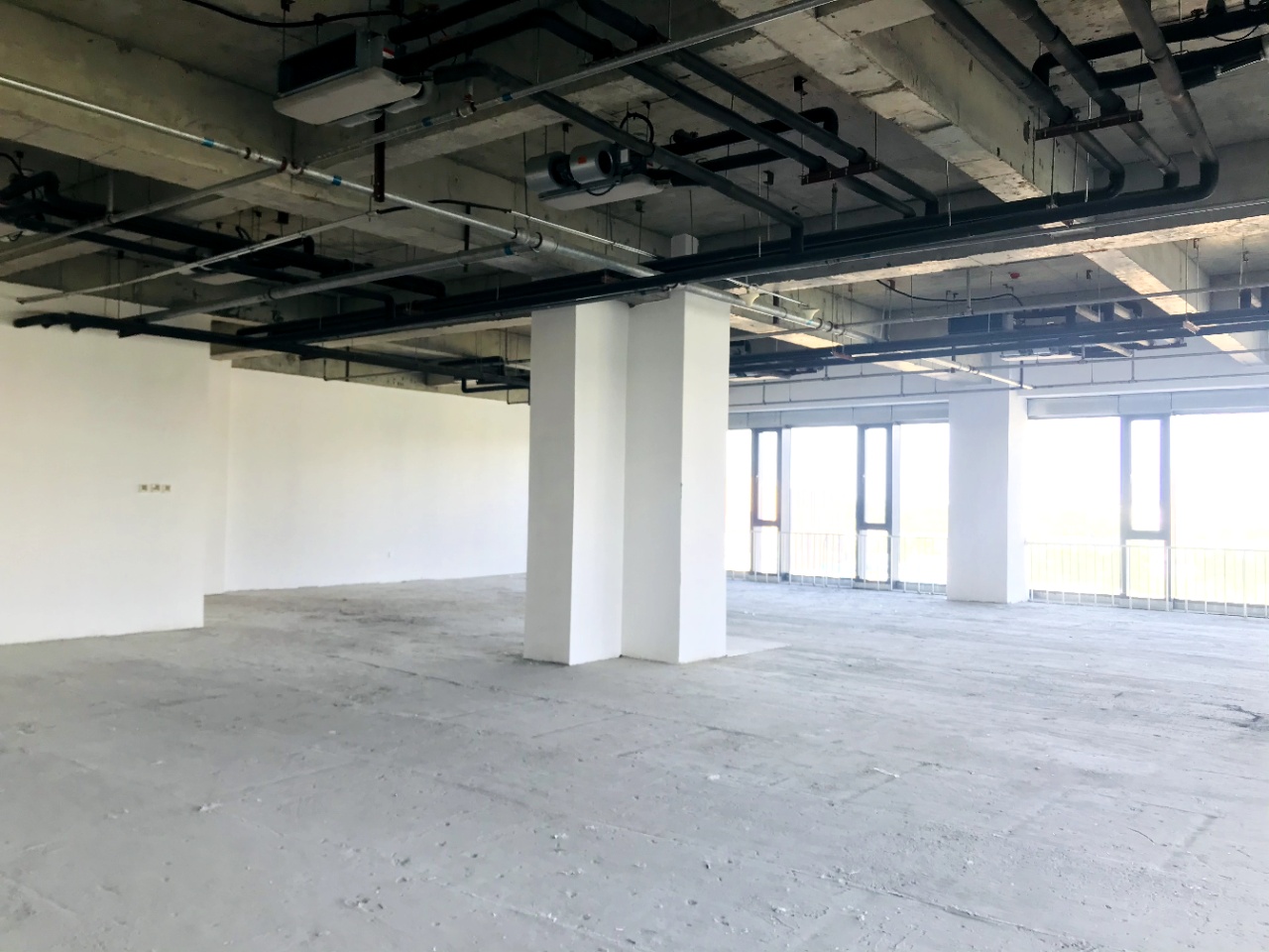 未来科学城能源谷 绿地云谷中心商办写字楼16号楼 4层             402㎡