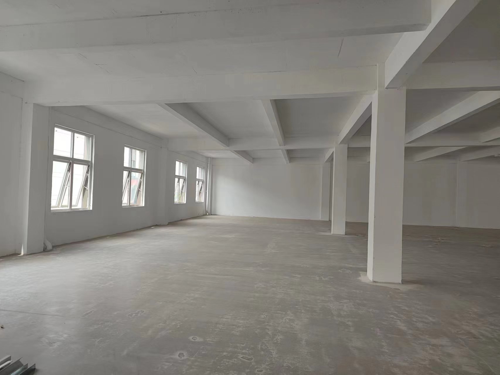 中南高科秦汉智康云谷基地1000平米厂房出租