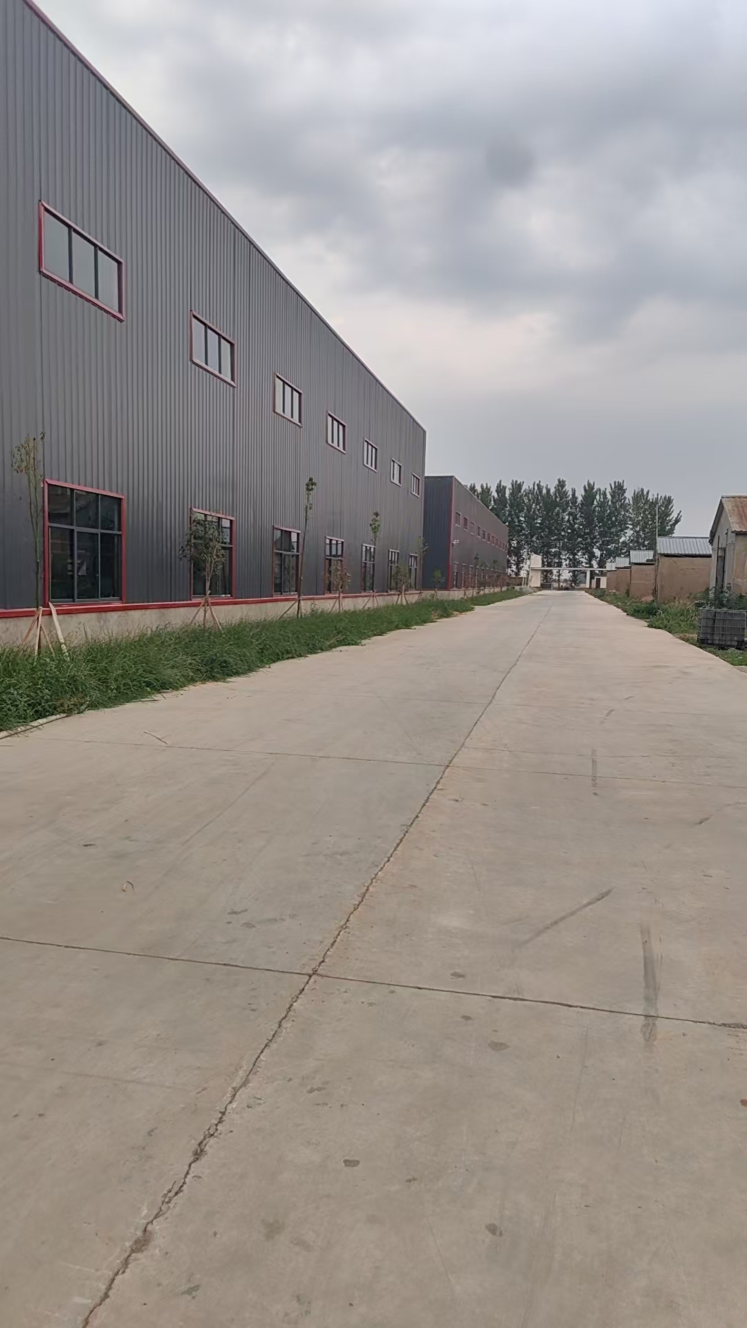 出租工业用地50000平方、厂房出租8000平方